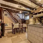 Nostalgia Pool & Wellness בית נופש Gračišče