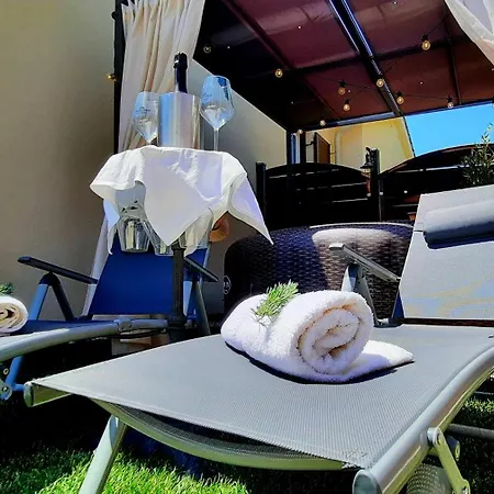 Nostalgia Pool & Wellness Holiday home Gracisce