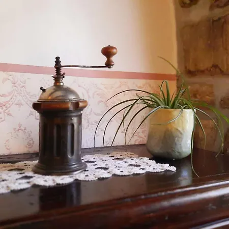 Nostalgia - With Private Heated Pool, Jacuzzi And Sauna * Capodistria