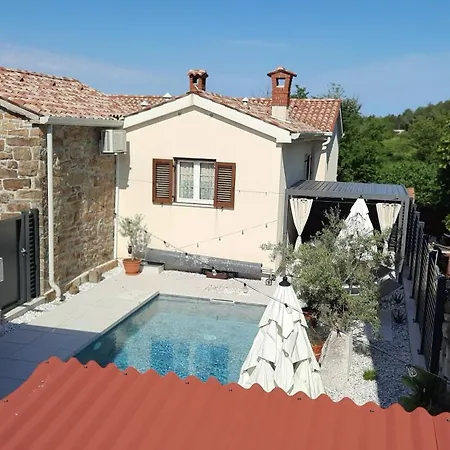 Villa Nostalgia - With Private Heated Pool, Jacuzzi And Sauna Koper