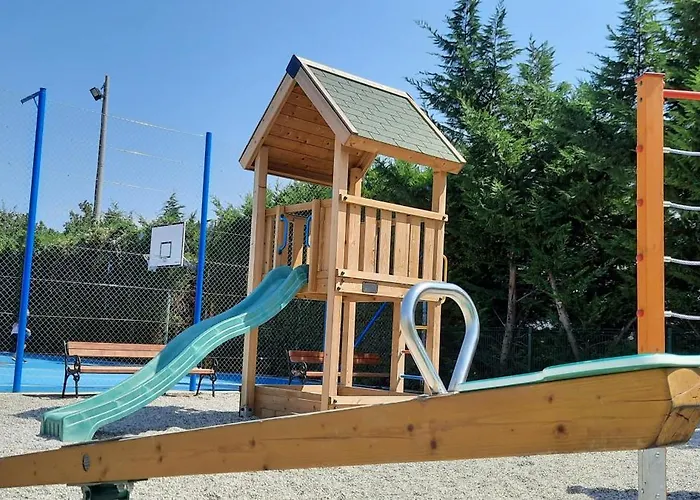 Nostalgia Pool & Wellness Vakantiehuis Gračišče